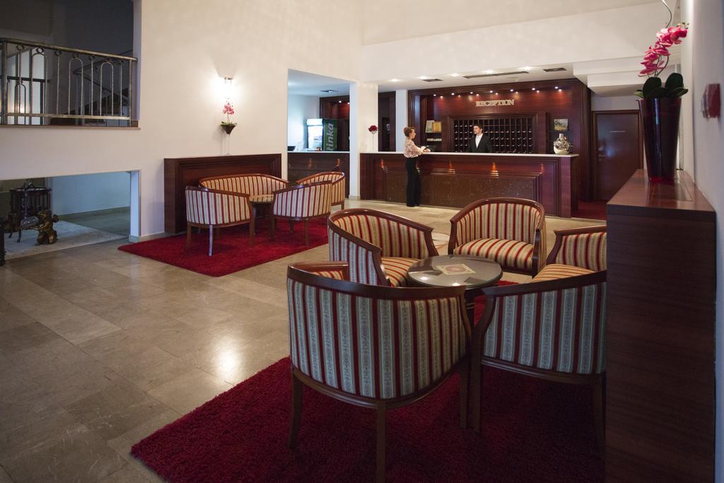 Hotel San Terme Laktasi Luaran gambar